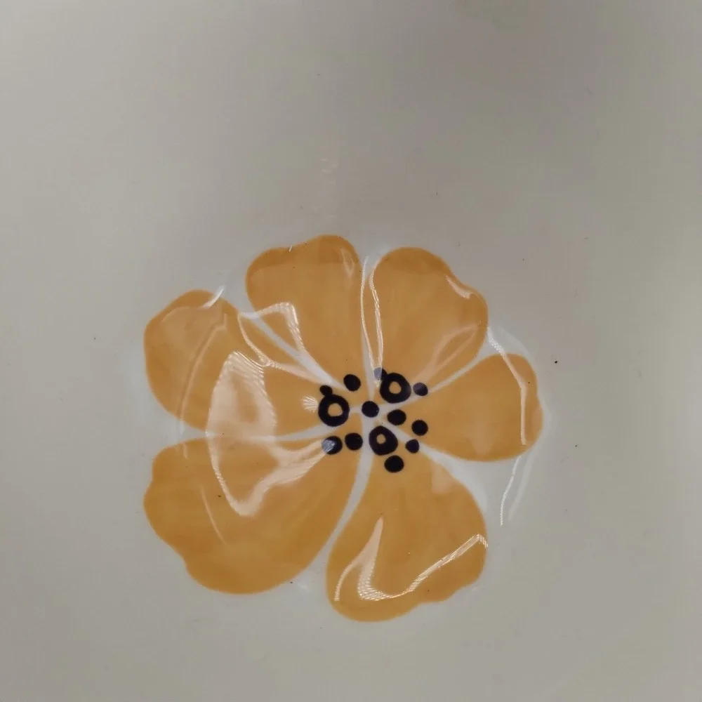 Vida by Eva Mendes for España JARDINE‎ Handcrafted Scalloped Floral Bowl 4.75